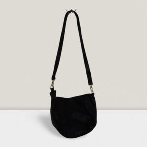 No Brand - No Name Black Bag